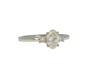 W | Diamond Ring White Gold |Oval and Prinses cut 0.82ct