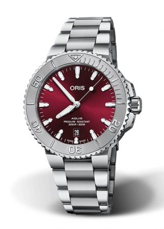 Oris Aquis Date Red