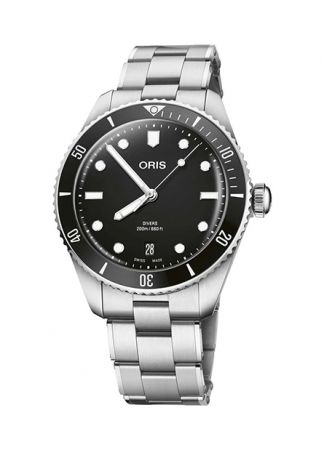 Oris Divers Date Automatic Black | 39mm
01 733 7795 4054-set