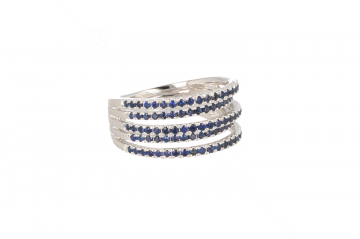 Yeva | 14carat Whitegold Ring | Blue Sapphire