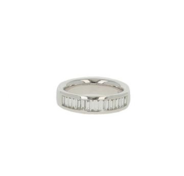 Lux | Baguette Ring 14 Carat White Gold | 16 Diamonds