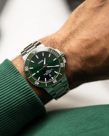 Oris Aquis Date Green 