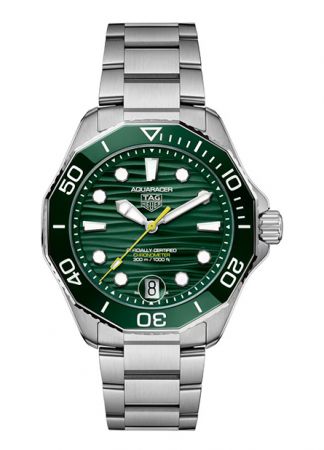 Tag Heuer Aquaracer Professional 300 Date Green | 42mm