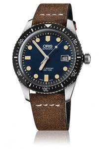 Oris Divers Sixty-Five Automatic 01 733 7720 4055-07 5 21 02 Date steel case blue dial black bezel brown leather strap