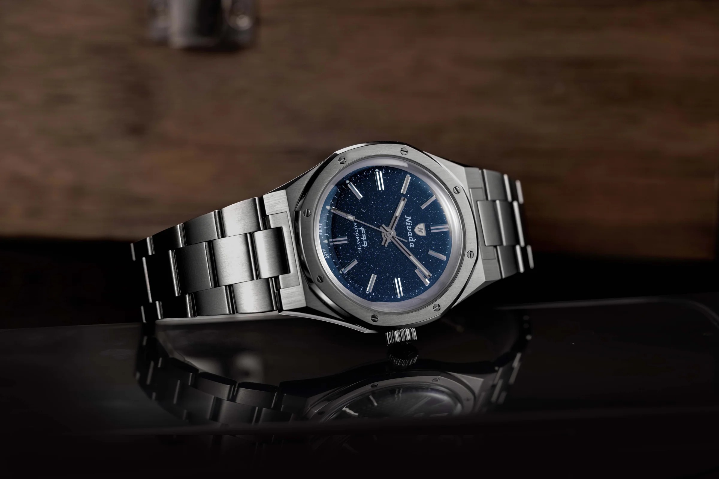 Nivada Grenchen horloge